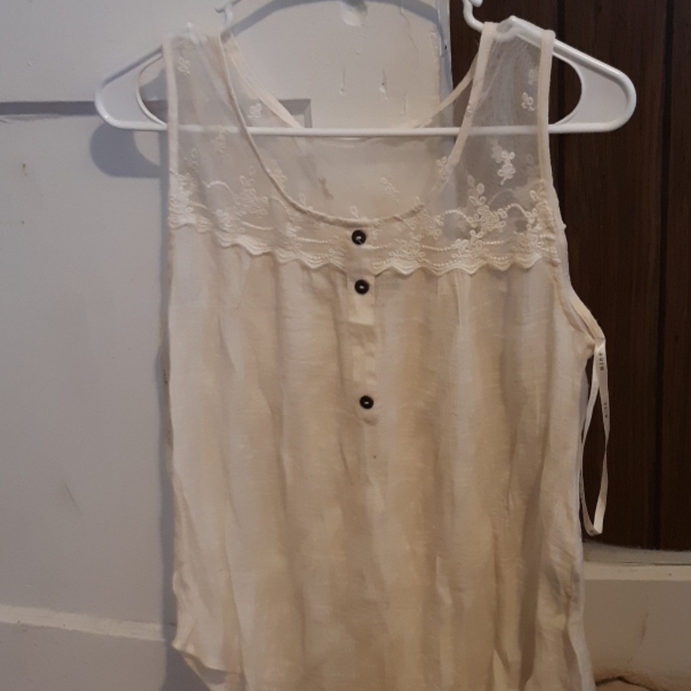 Sheer natural looking blouse tank